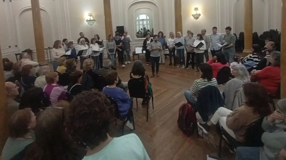 Cultura de la UNICEN ofrece dos propuestas de canto grupal para toda la comunidad