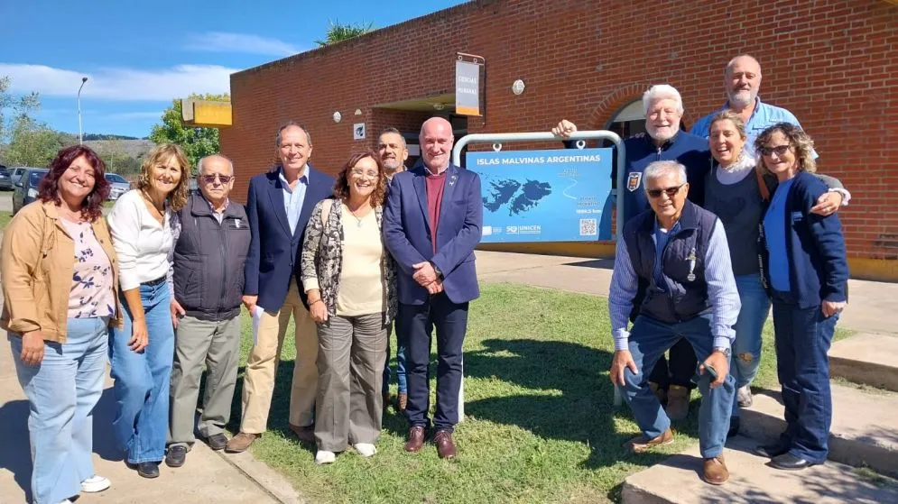 La Facultad de Humanas recordó a Veteranos de Malvinas en un emotivo encuentro