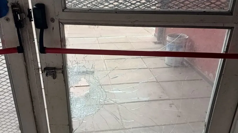 Nuevamente entraron a robar a la Escuela Primaria 14 del Barrio Arco Iris