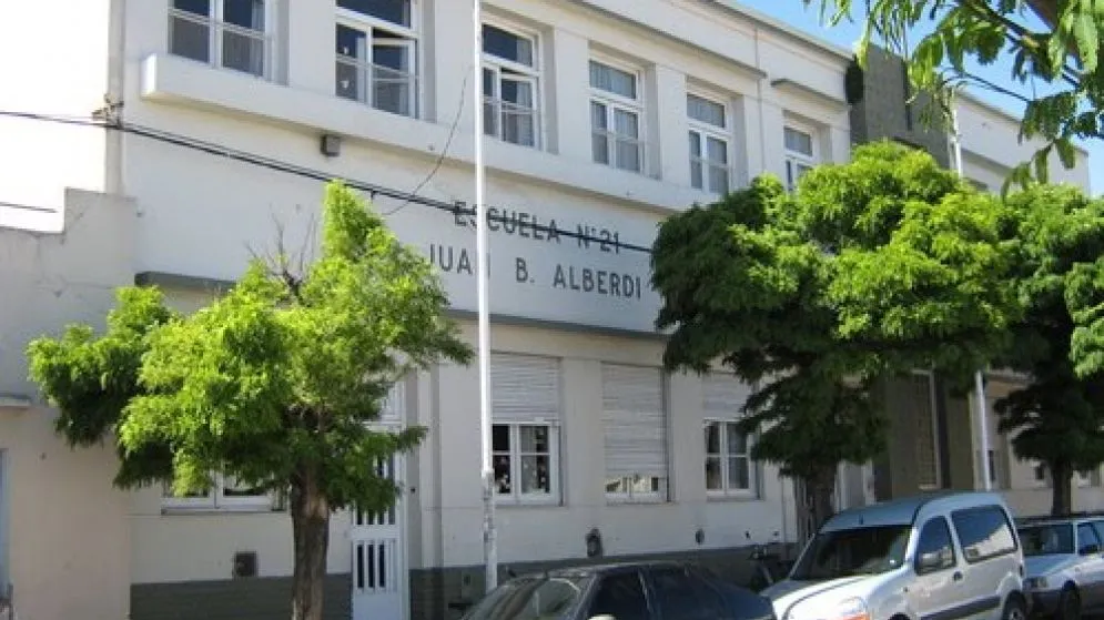 El Municipio inició los procesos licitatorios para obras en las escuelas primarias 21 y 25