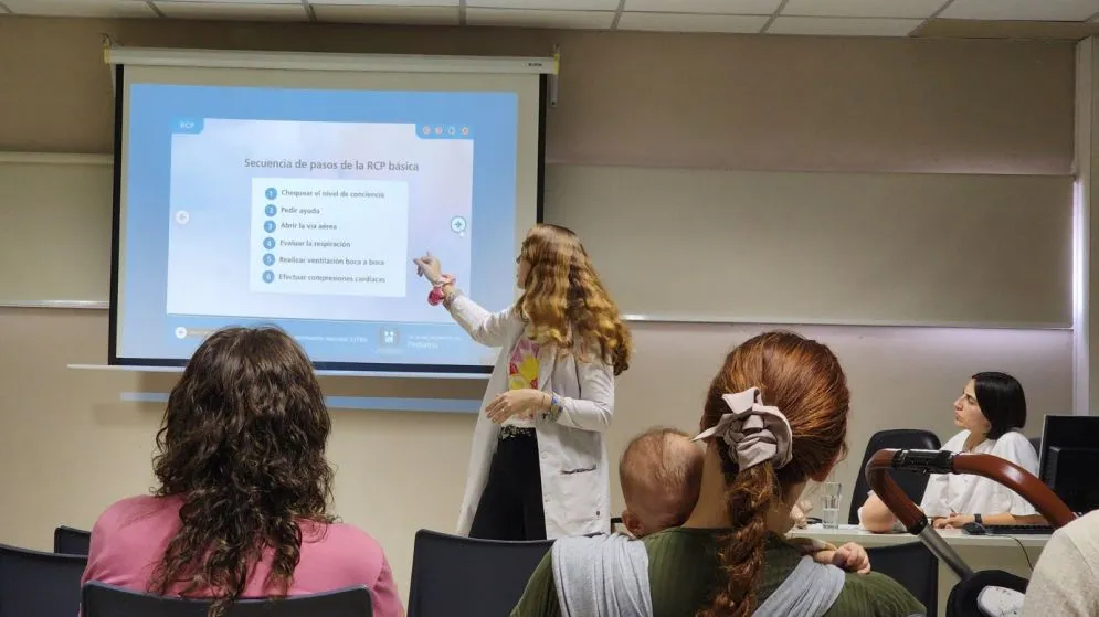 Se realizan cursos gratuitos de RCP neonatal abiertos a la comunidad 
