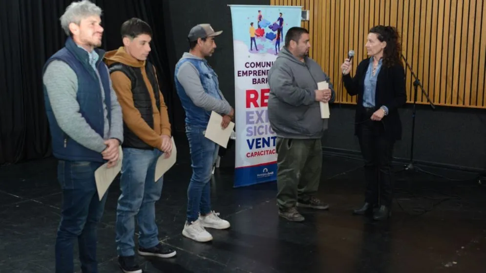 El Municipio entregó aportes no reembolsables a emprendedores