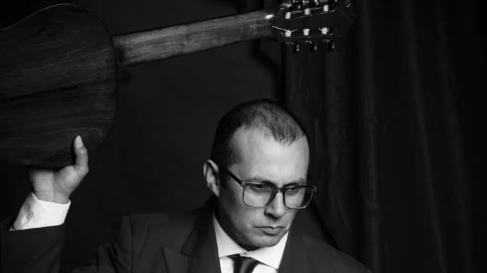 Chango Enríquez en un concierto en apoyo a la universidad pública y gratuita