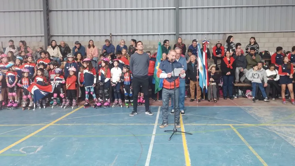 Ferro festejó su aniversario con un gran acto en su Polideportivo