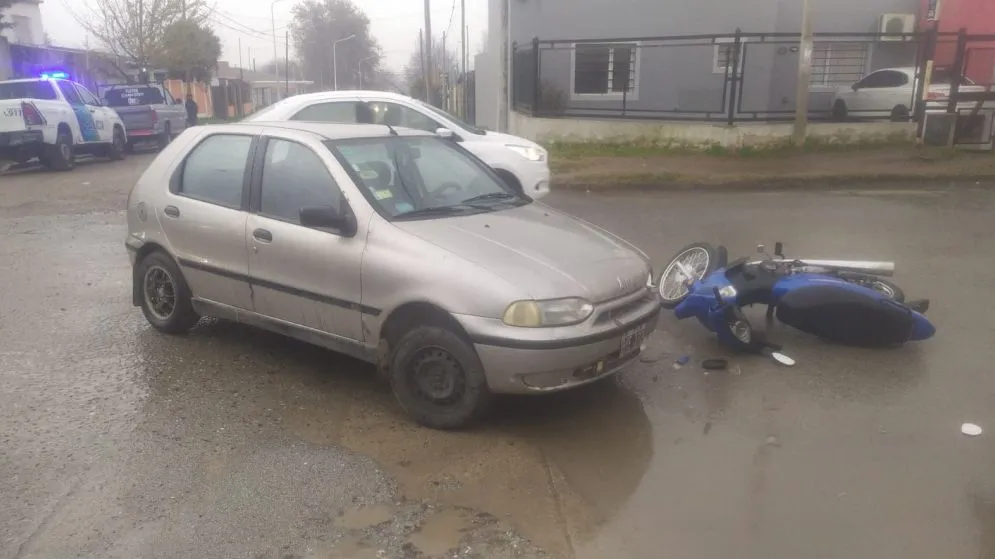 Chocaron un auto y una moto en Formosa y La Pastora