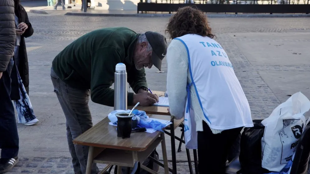 Firmas y movilización en Tandil para exigir una ley de financiamiento universitario