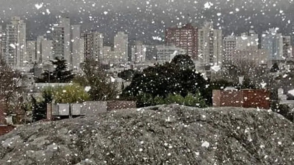 Vuelven a anunciar nevadas para Tandil: ¿Será?