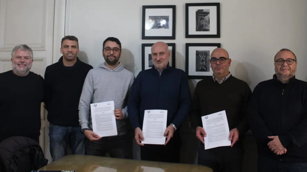 La Unicen firmó importante convenio para el diagnóstico temprano del riesgo de ceguera
