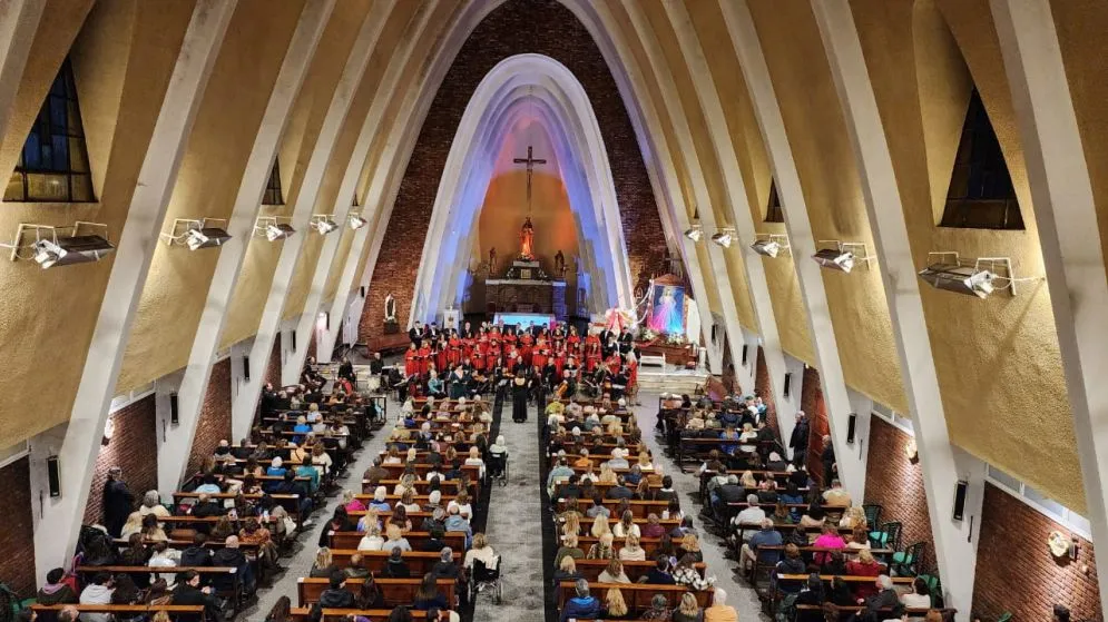 Muy buena respuesta del público al concierto a beneficio de los hospitales tandilenses