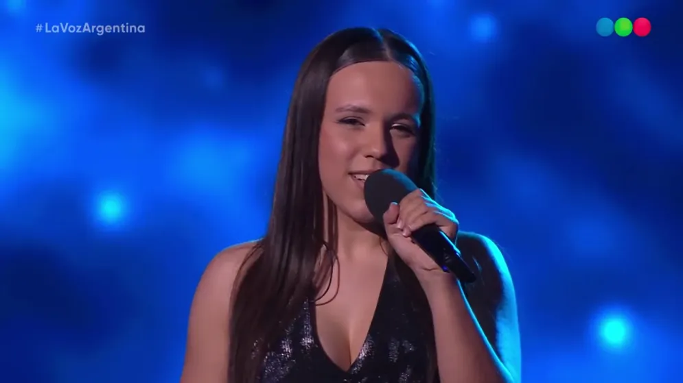 La tandilense Juliana Annechini brilló en La Voz Argentina