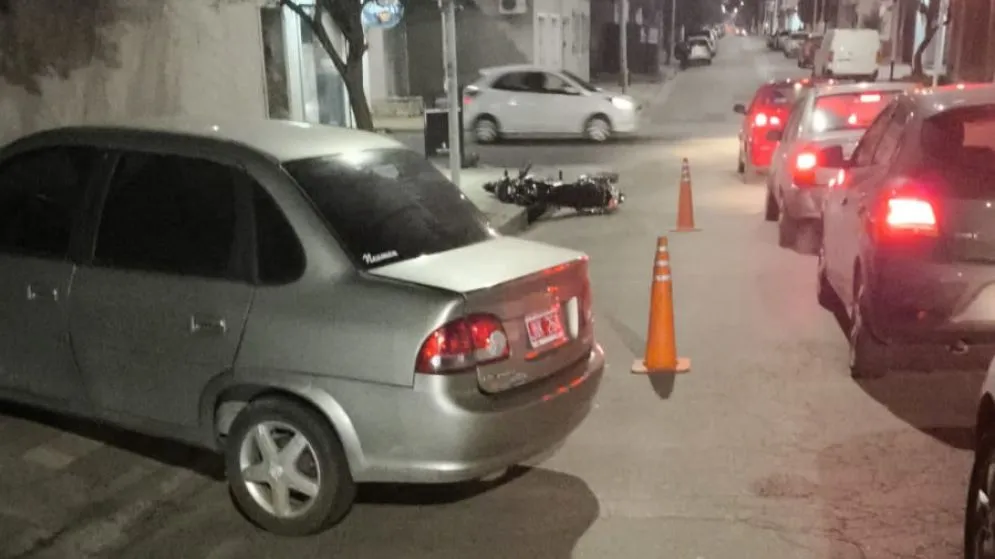Choque en Arana y 9 de Julio: una mujer fue trasladada al hospital
