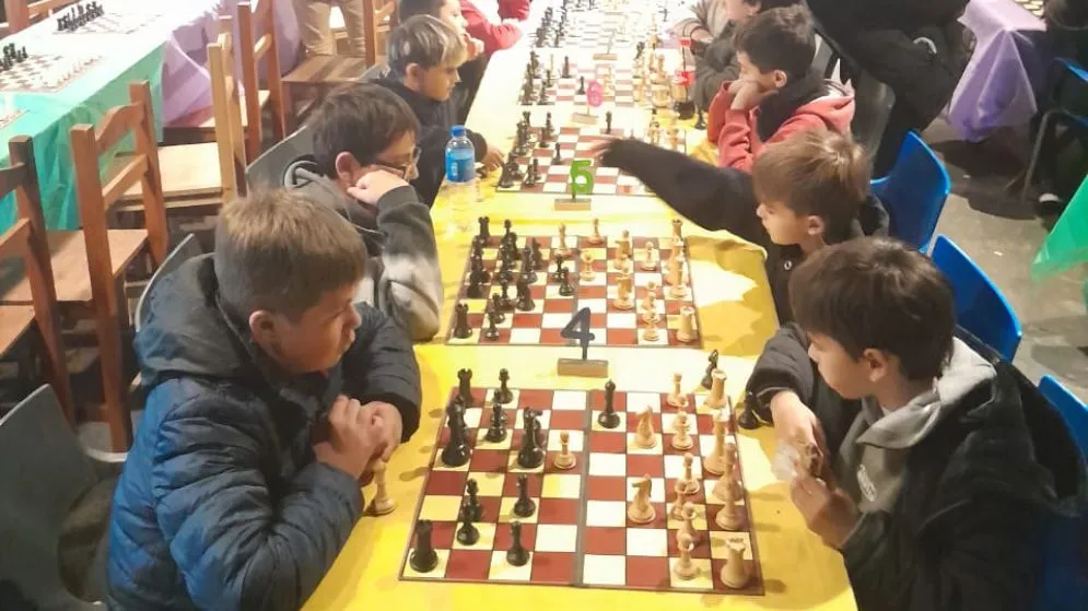 Se jugó el primer Torneo Intercolegial