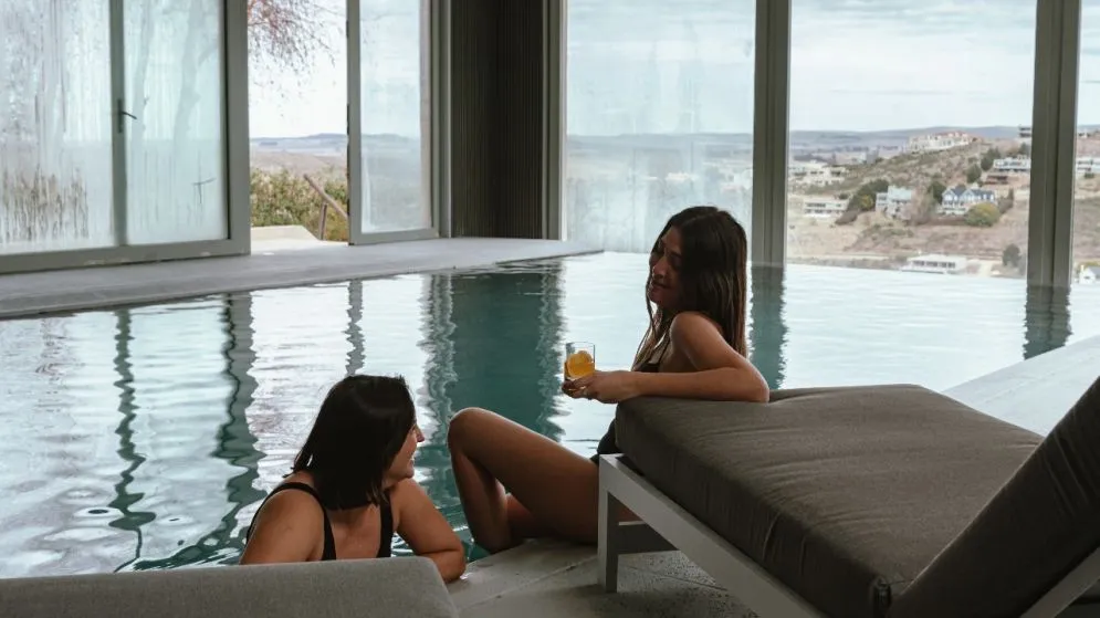 Sentirse de vacaciones sin hacer valijas: Faro Verde Turismo lanza beneficios exclusivos para tandilenses