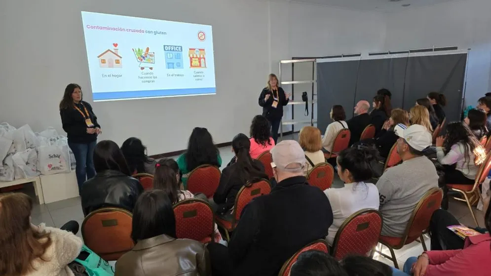 La filial Tandil de la Asociación Celíaca Argentina se presentó en la Expo Celíaca 2025