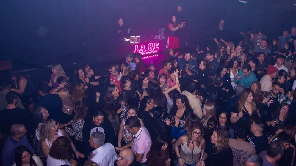 La Re: una fiesta "Especialmente hecha por y para millenials"