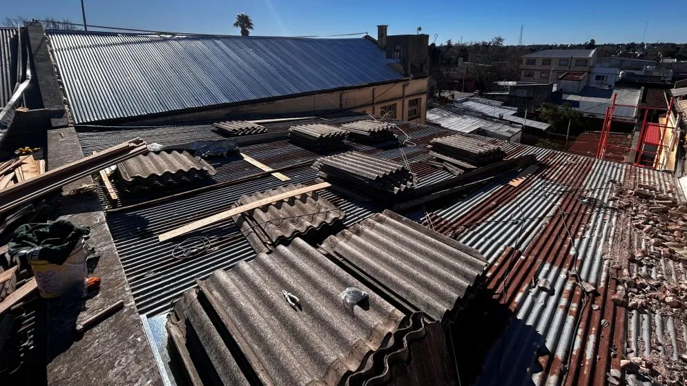 El Municipio avanza con las obras de refacción en la Escuela Primaria Nº 21