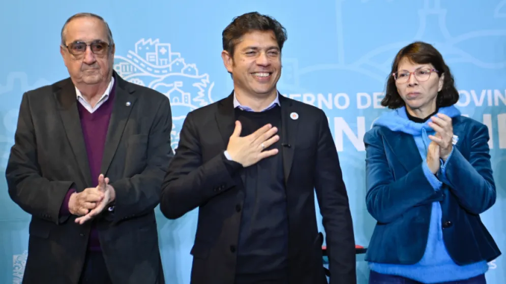 Con la presencia de Kicillof, 52 familias recibieron su vivienda
