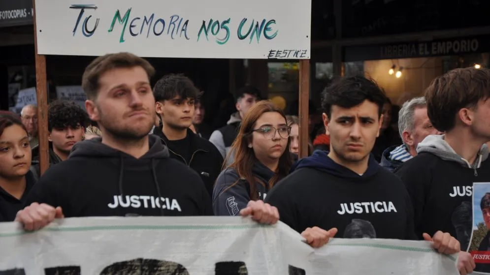 Multitudinaria marcha en Tandil para pedir justicia por Iván González