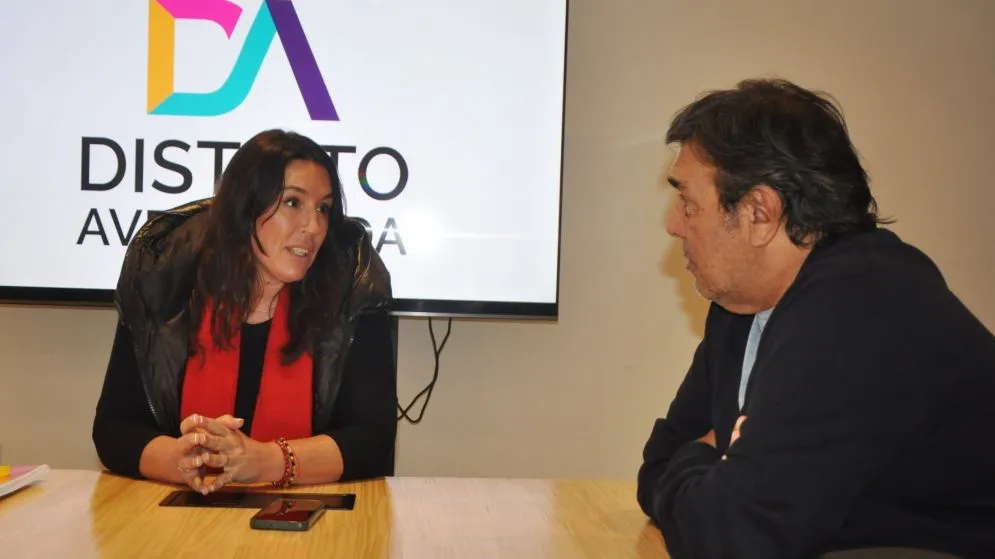 Chacón: "La gente no es estúpida, se da cuenta que hacen obras cuando vienen las elecciones"