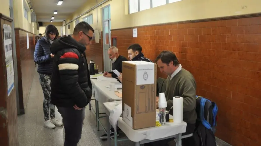 Provincia de Buenos Aires: ocho elecciones simultáneas 