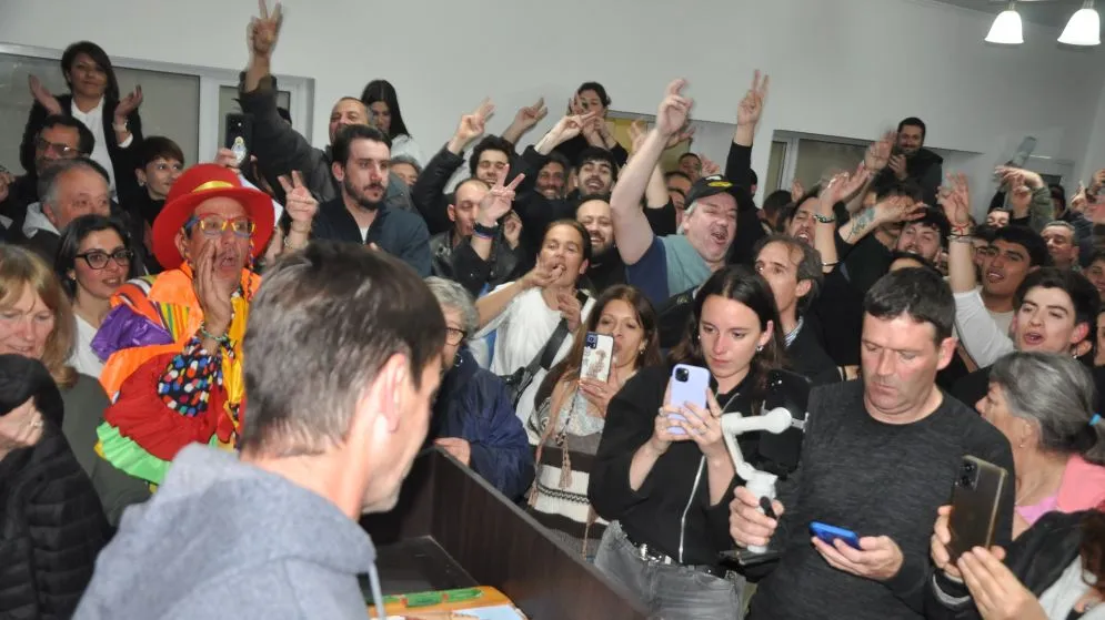Iparraguirre: "Este triunfo debe ser para todo el Peronismo tandilense un punto de partida"