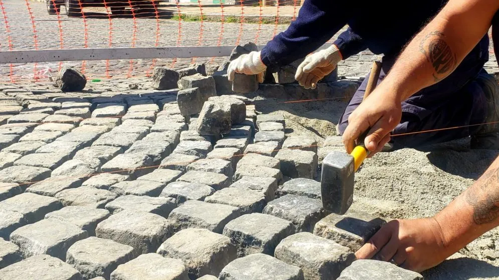 Desde este lunes habrá restricciones parciales de tránsito en varias calles por tareas de reparación de la calzada