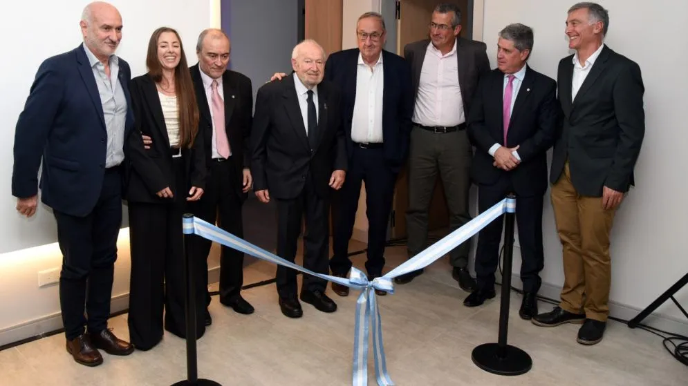 Lunghi participó de la inauguración de la nueva sede del CPCE en Tandil