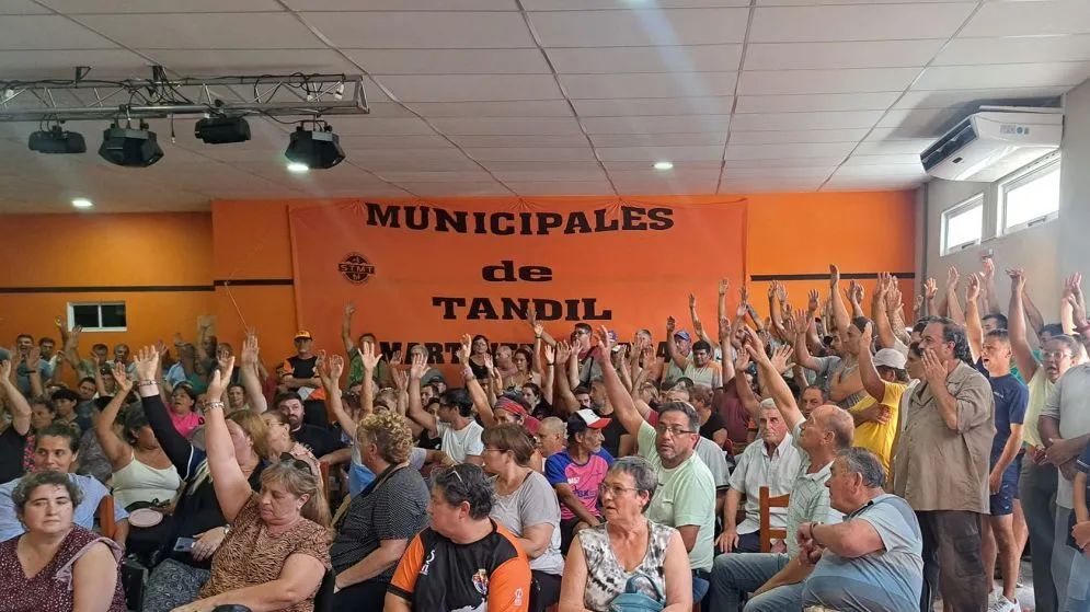 Municipales y el Ejecutivo acordaron el último tramo salarial del año