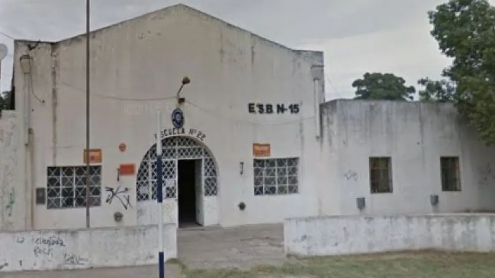Suspenden las clases en la Secundaria 15 y Primaria 22 por un incidente violento 