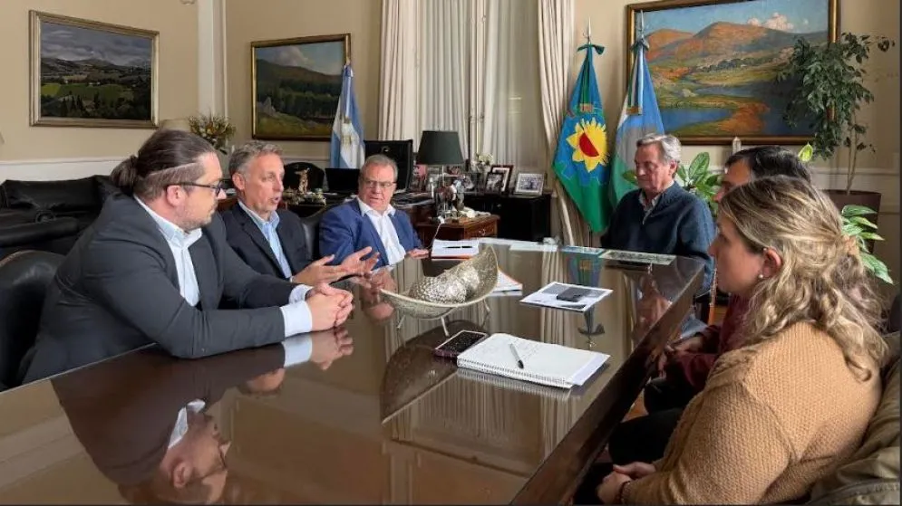 Gestiones para que Tandil sea sede latinoamericana de una importante entidad de lechería