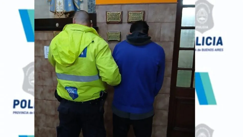 Detuvieron a un joven tras un robo en un kiosco del centro