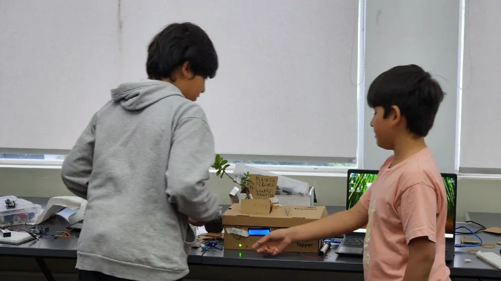 Aprendizaje e innovación: cierre del curso de Robótica en la Escuela Municipal de Talentos