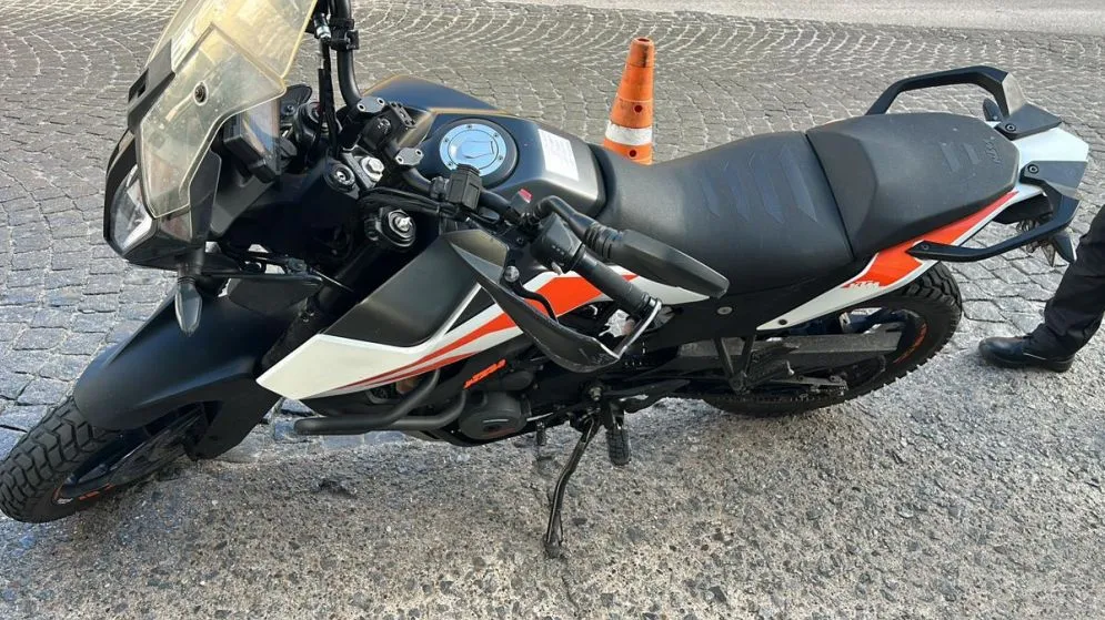 Personal de Control Urbano Vehicular recuperó una moto robada minutos antes
