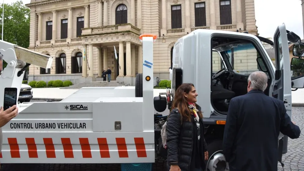 Se presentaron nuevos vehículos de la Dirección de Control Urbano Vehicular