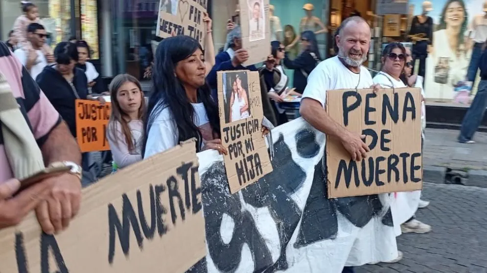 Nueva marcha pidiendo justicia por Milagros Quenaipe
