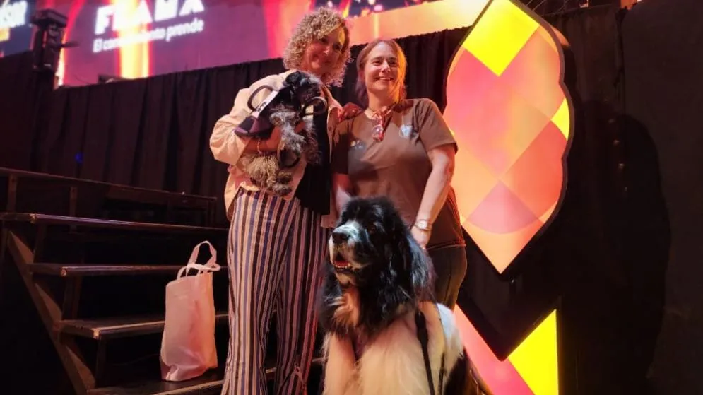 Terapia Asistida con Animales y una presentación especial en las charlas alrededor del fuego