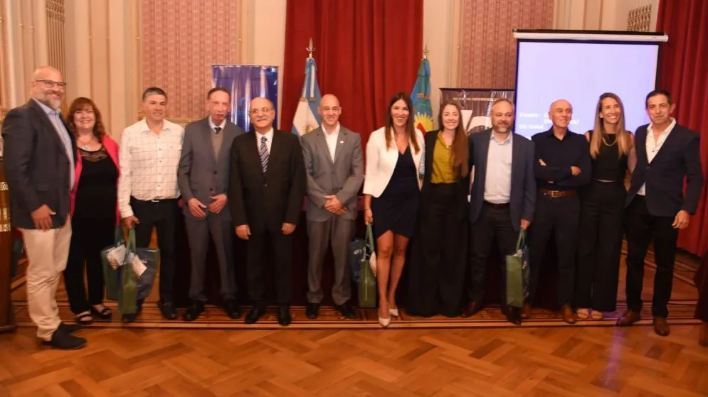 Profesionales en Ciencias Económicas del Ambito Municipal se reúnen en Tandil 