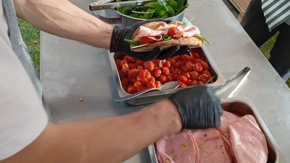 Comenzó el Mercado Gastronómico: dos días para saborear lo mejor de Tandil