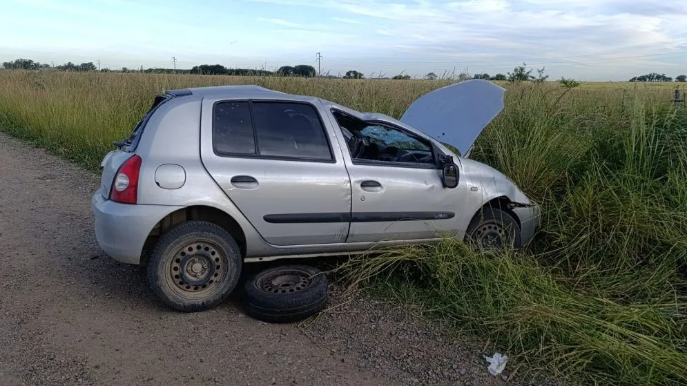 Tandilense resultó herido tras el vuelco de un auto en un camino rural de Ayacucho