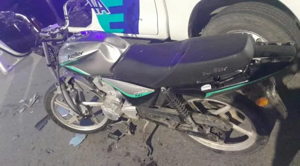 Choque en Del Valle y Quintana: una moto colisionó con un auto y fue secuestrada