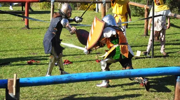 Tandil vivió una nueva edición de Isla Medieval con combates, feria y actividades para toda la familia