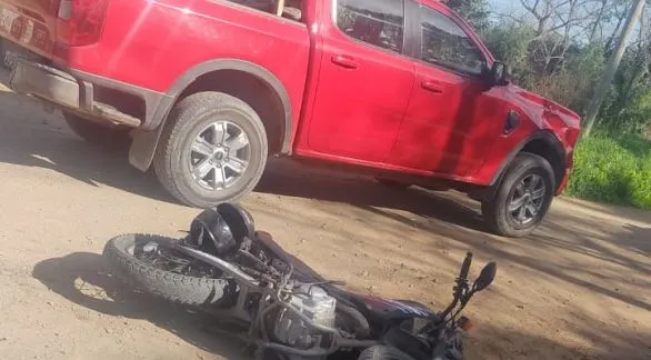 Un hombre intentó huir tras un choque, peleó con la policía y terminó detenido