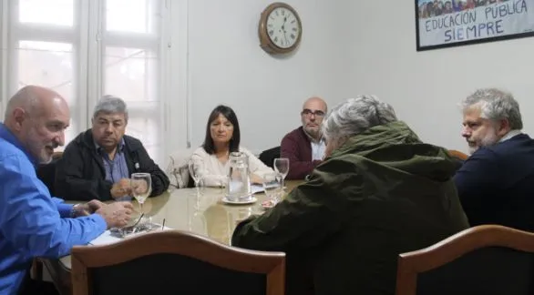 El Rector de la UNICEN recibió a autoridades del Banco Provincia y de Ciencias Exactas