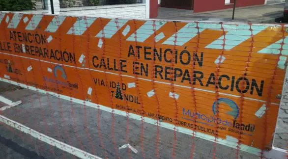 Continúan las obras de arreglo de calzada en calle Paz al 1300