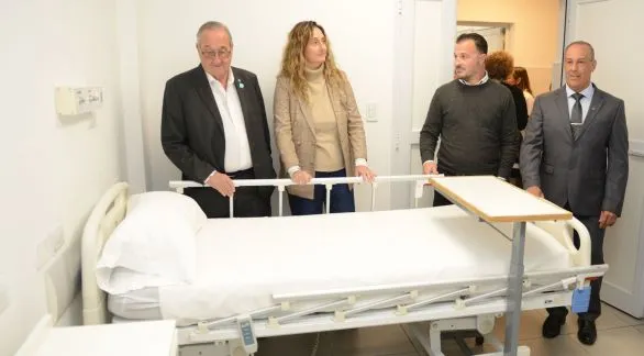 En la reapertura de traumatología, Lunghi destacó "la jerarquía de la salud pública"