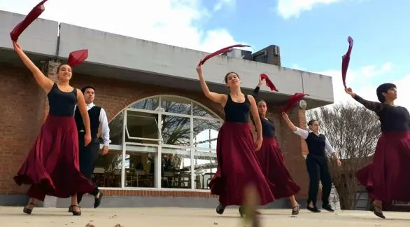 El Ballet de Danzas Argentinas de la UNICEN, en el "Ciclo InEstable"