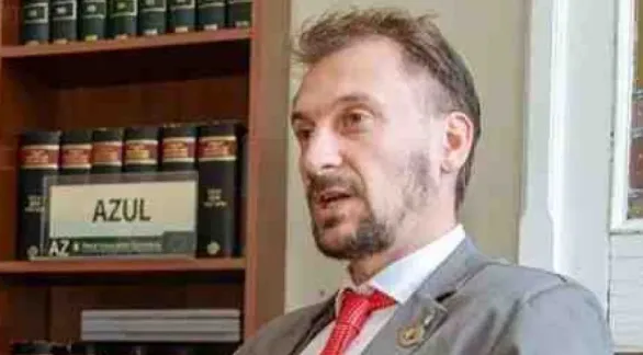El fiscal Lucas Moyano anunció que deja la justicia ordinaria y pasa al fuero federal