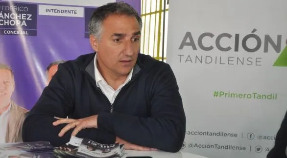 "El gobierno de Lunghi está en pausa y hay que ponerle play"