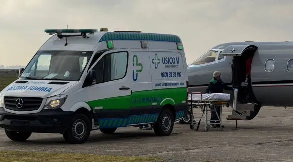 Tandilense fue trasladado de urgencia desde Brasil en un avión sanitario