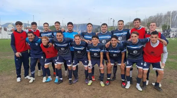 Gimnasia venció a Independiente y se mantiene en la cima antes del receso